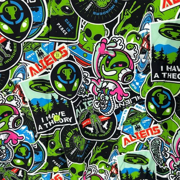 Men's 3XL Alien Graphic Print Short Sleeve Stretch Button-Down Shirt Multicolor - Picture 3 of 9